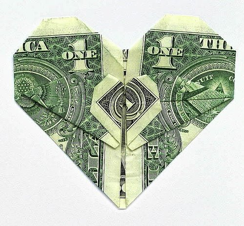 Оригами из денег - сердце