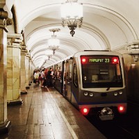 Что делать если упал на рельсы в метро – правила поведения
