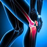 Почему хрустят суставы — причины и лечение