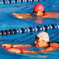 Как быстро научиться плавать – взрослым и детям