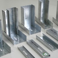 В чём разница между алюминиевыми и стальными профилями для шкафов-купе?