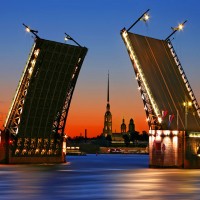 Топ-5 причин поехать в Санкт-Петербург весной