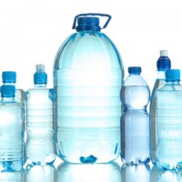 Пластиковые бутылки – 5 интересных и полезных вещей