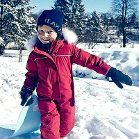 Зимний детский комбинезон: поговорим об утеплителях